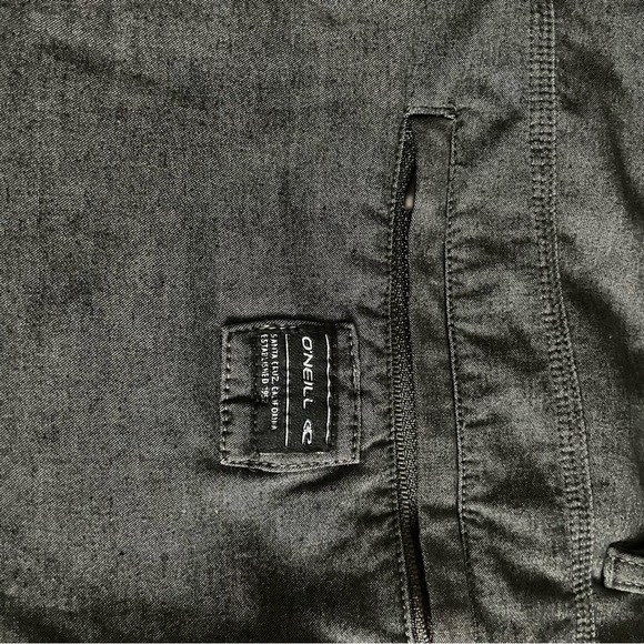 O’Neill Hybrid charcoal black/grey Shorts size 36 with front & back zip pockets - Picture 12 of 14